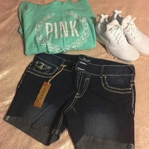 AMETHYST SHORT AND PINK SWEATSHIRT BUNDLE